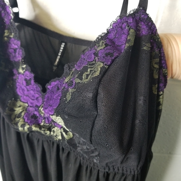 Torrid curve black mesh purple floral babydoll - Picture 5 of 5